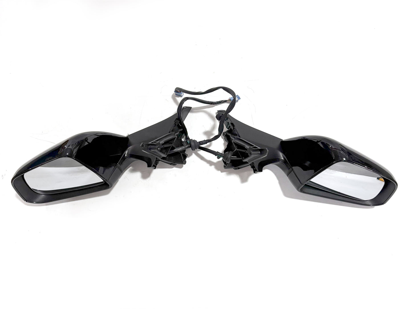 Tesla Model Y (2020 – 2025) Side Mirror Assembly – Right – 1609791-00-D - Parts