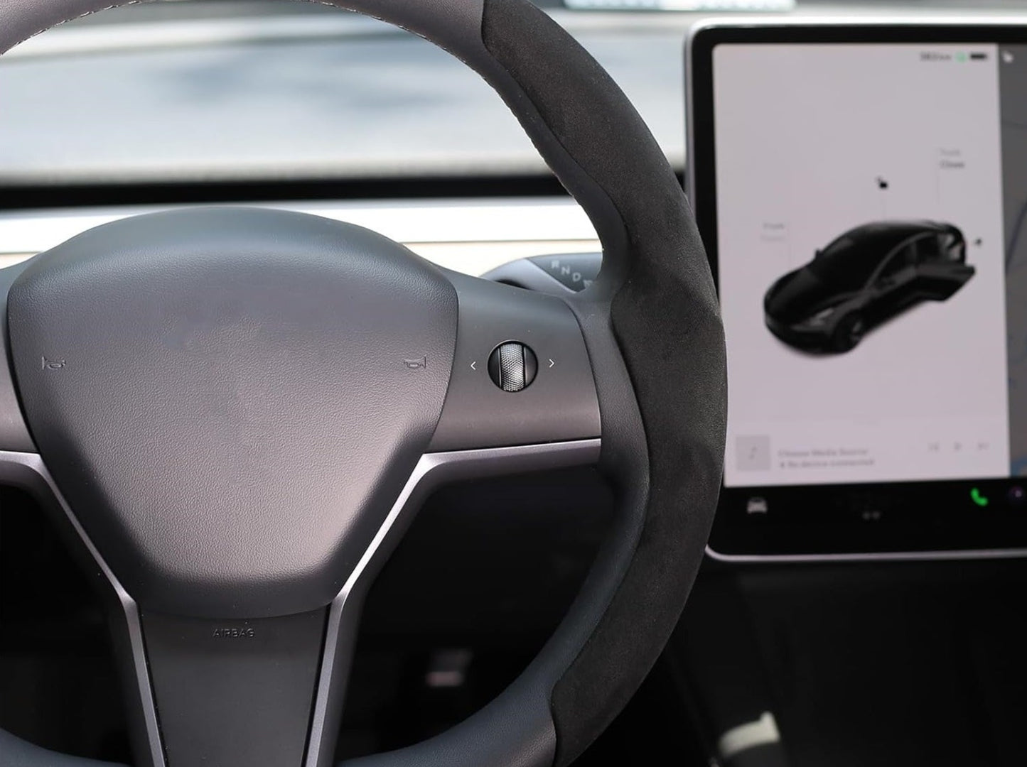 Model 3/Y: Steering Wheel Cover