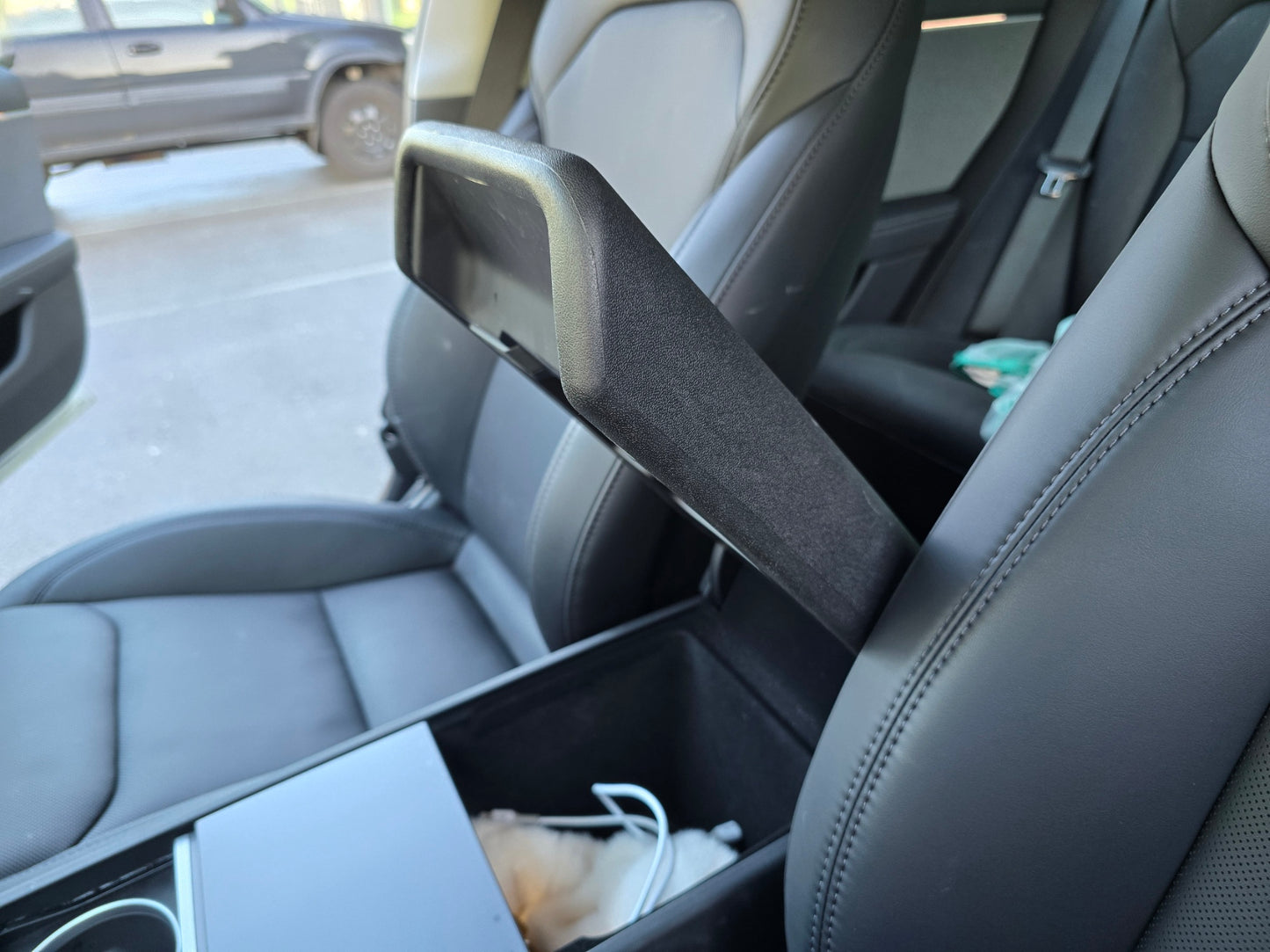 Model 3 Highland 2024-2025/ Y Juniper 2025: TPE Rubber Armrest Protection Cover