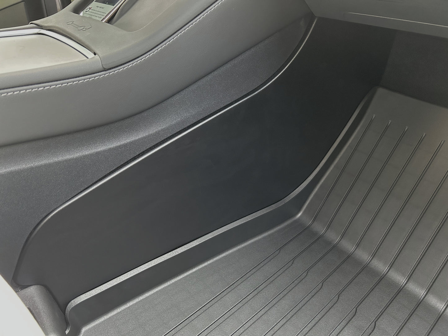 Model Y: ABS Centre Console Anti-Kick Cover Pads