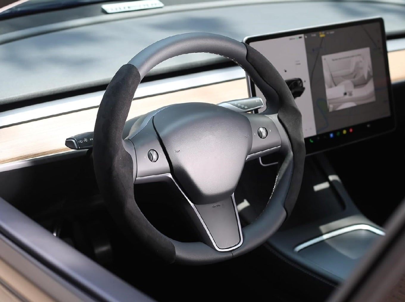 Model 3/Y: Steering Wheel Cover