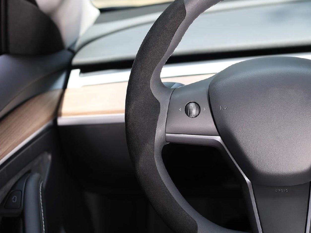 Model 3/Y: Steering Wheel Cover