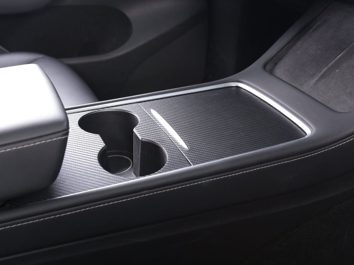 Model 3/Y 2021-2023: Centre Console Cover Wrap (2 PCs)