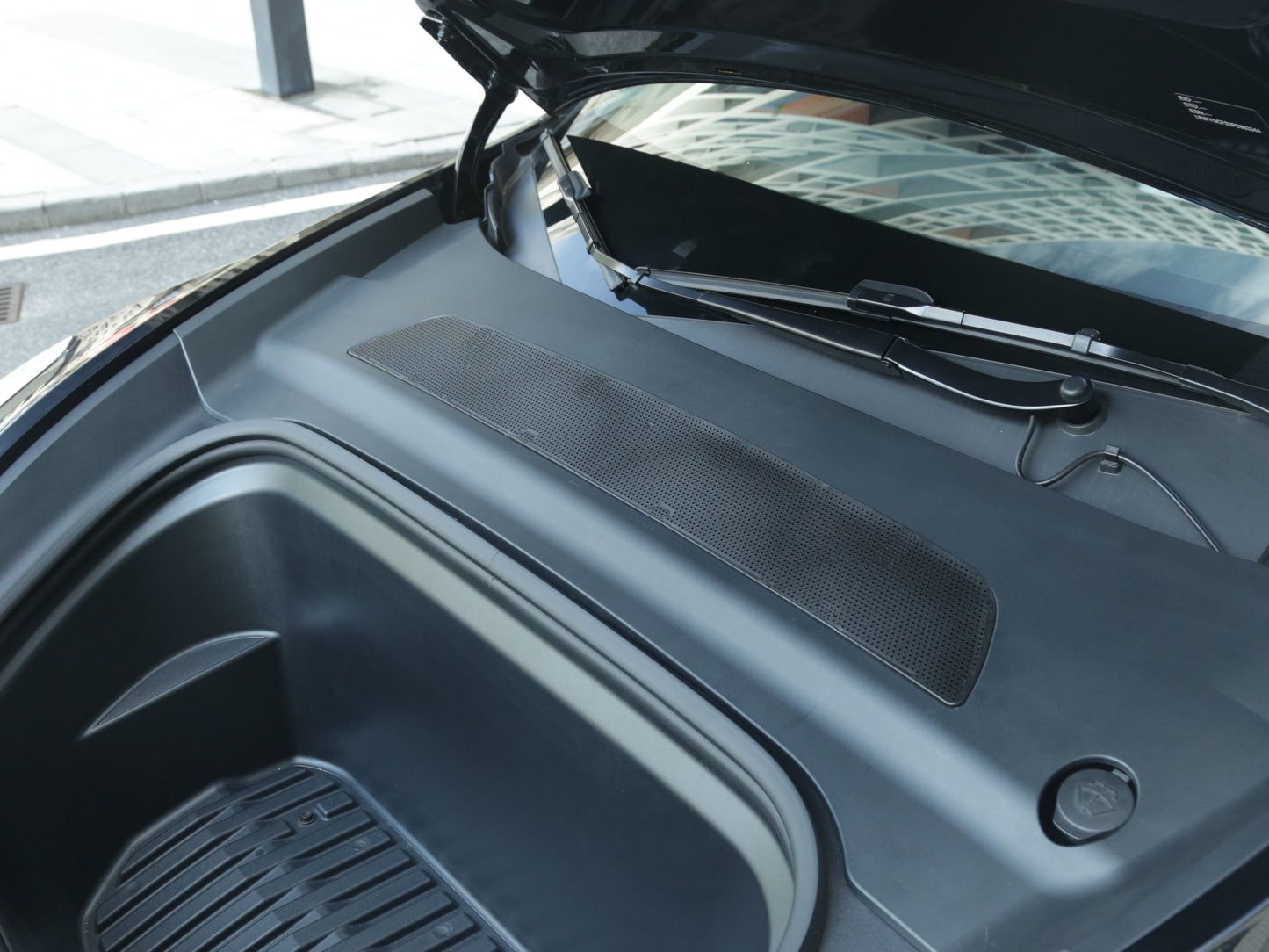 Model Y Legacy: Air Inlet Vent Protection Filter Cover