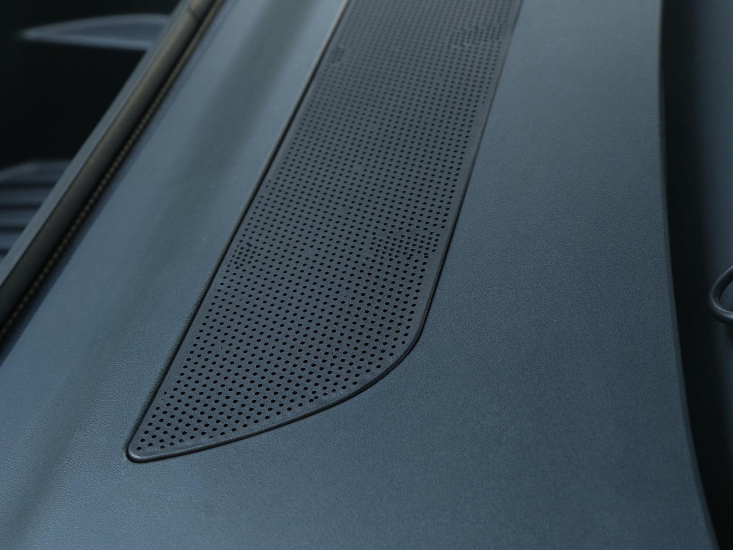 Model Y Legacy: Air Inlet Vent Protection Filter Cover