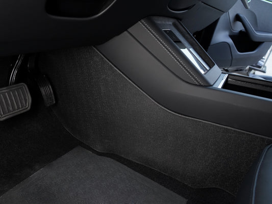Model 3 Highland 2024+: TPE Centre Console Anti-Kick Cover Pads (2 PCs)