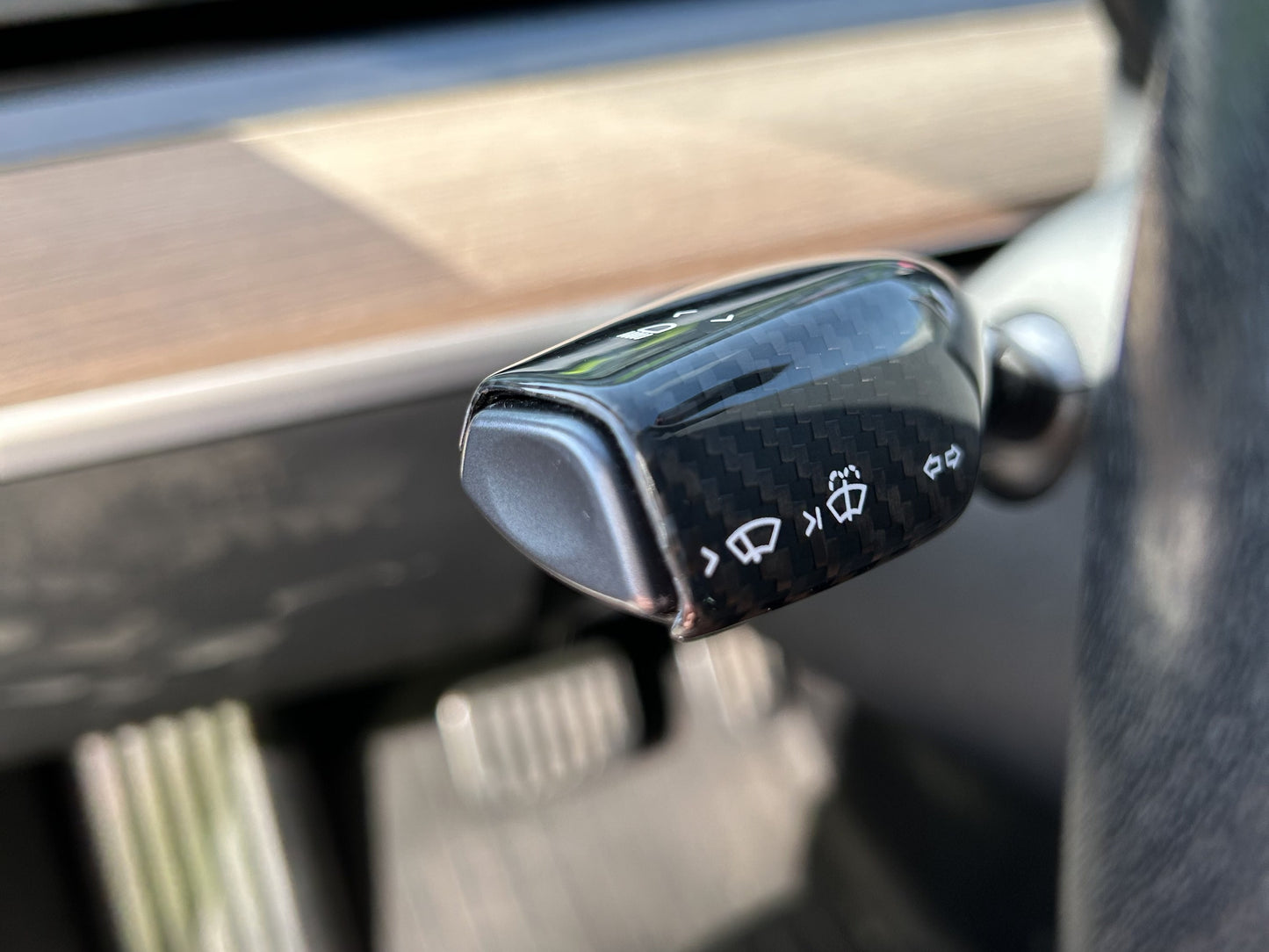 Model 3/Y: Real Carbon Fibre Gear Shift and Wiper Control Lever Covers (2PCs)