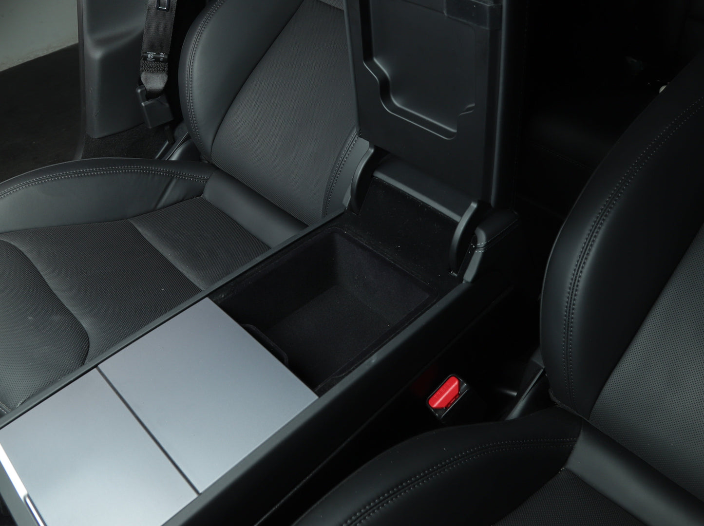 Model 3 Highland 2024-2025/ Y Juniper 2025: Armrest Storage Organizer