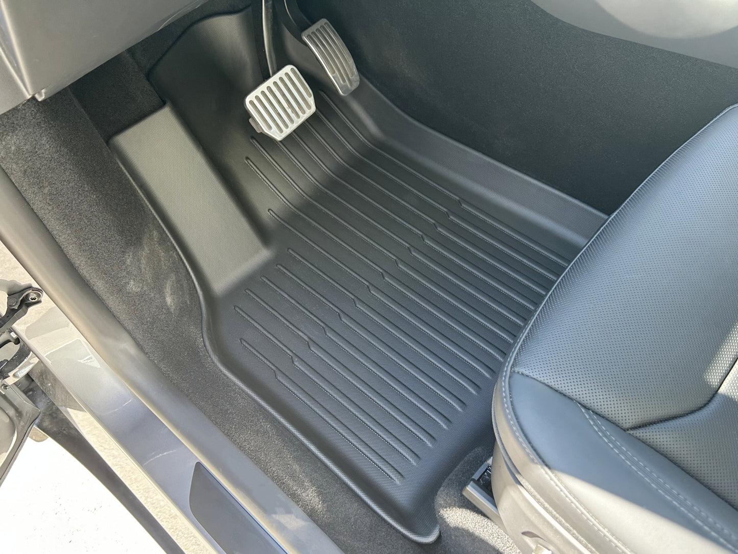 Model Y Juniper 2026+: TPE All-weather Interior Floor Mats (3 PCs)