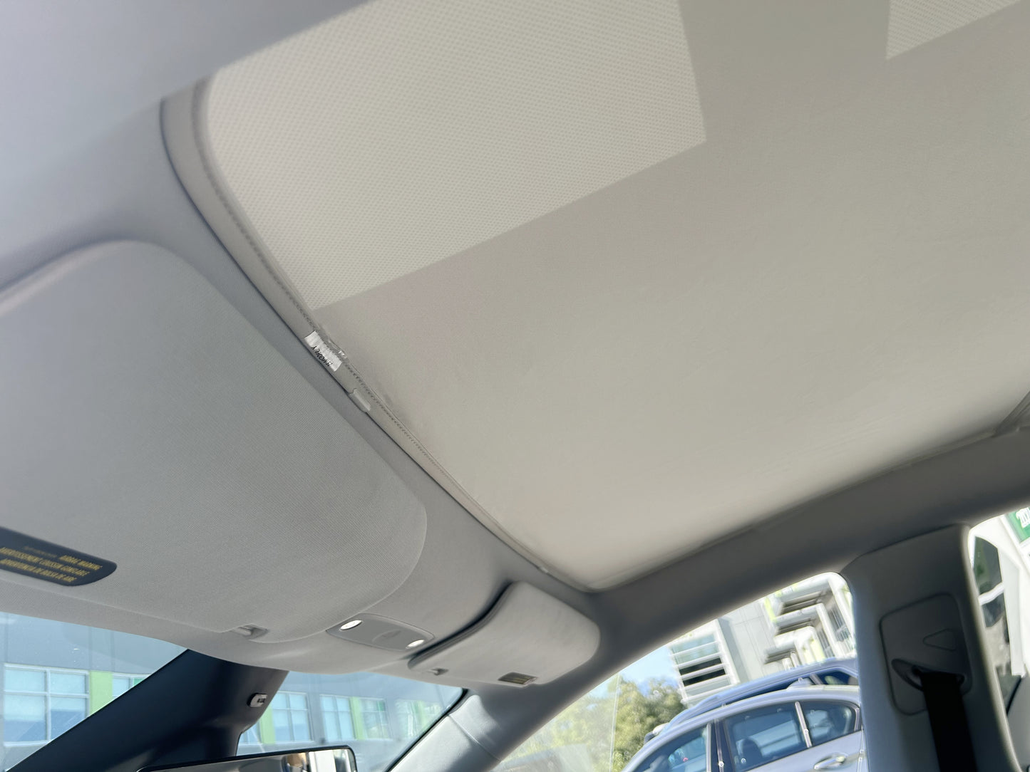 Model Y Juniper 2026+: Panoramic Glass Roof Sunshades