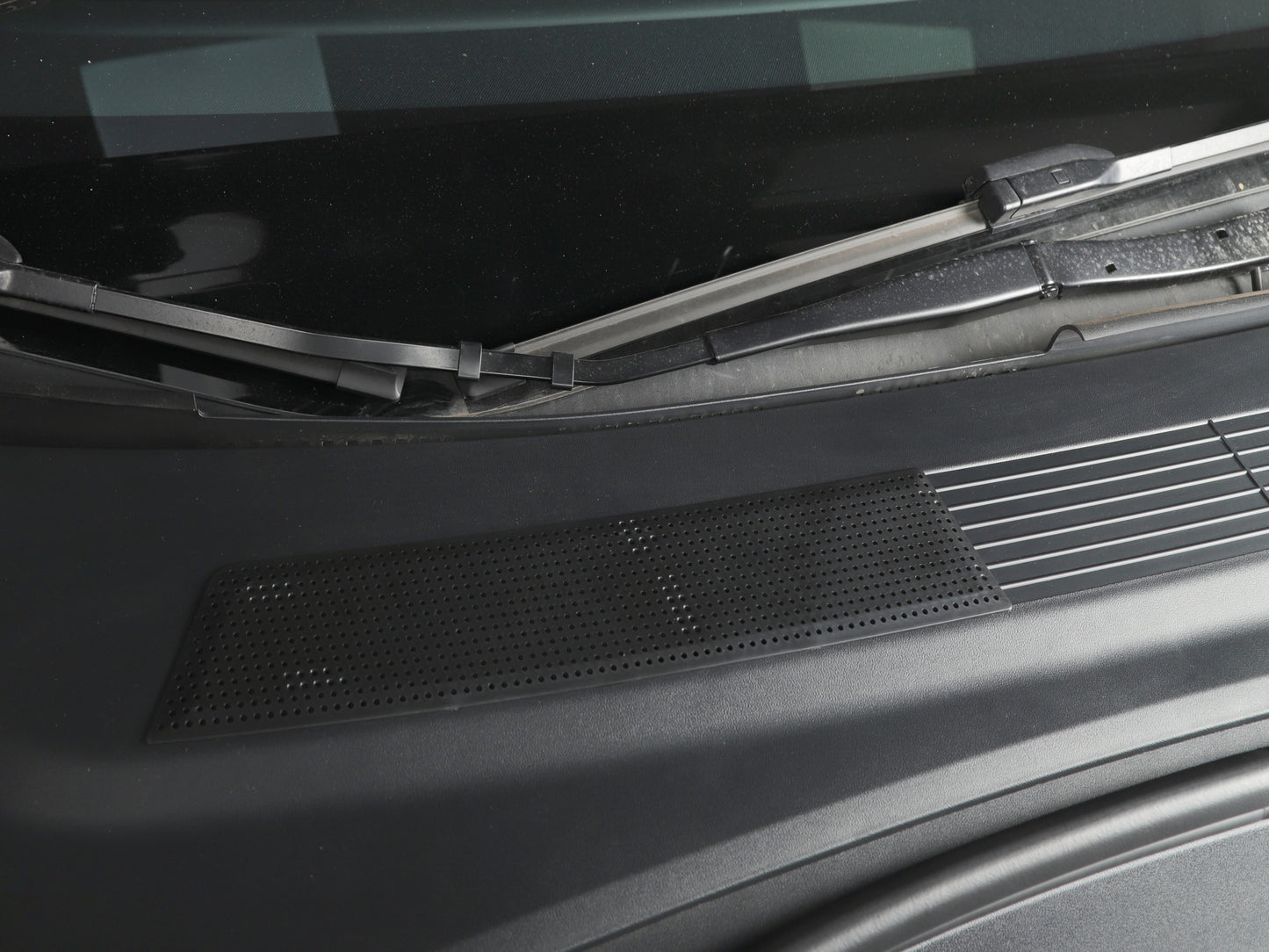 Model 3 Highland 2024-2025: Air Inlet Vent Protection Filter Cover