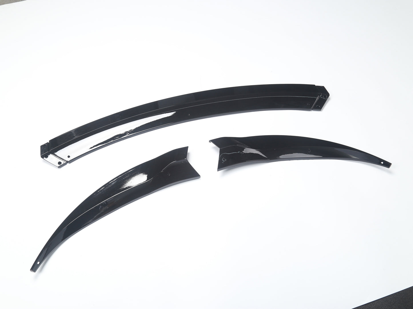 Model 3 Highland: Front Air Deflector Lip (3 PCs)