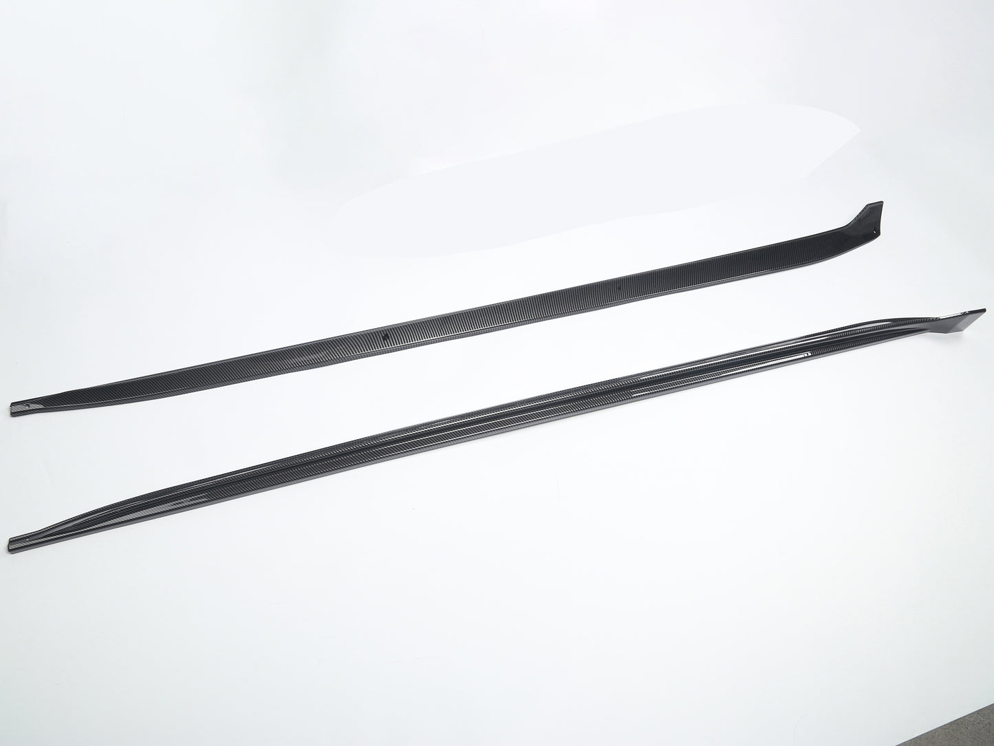 Model 3 Highland: Side Skirt Kit (2 PCs)