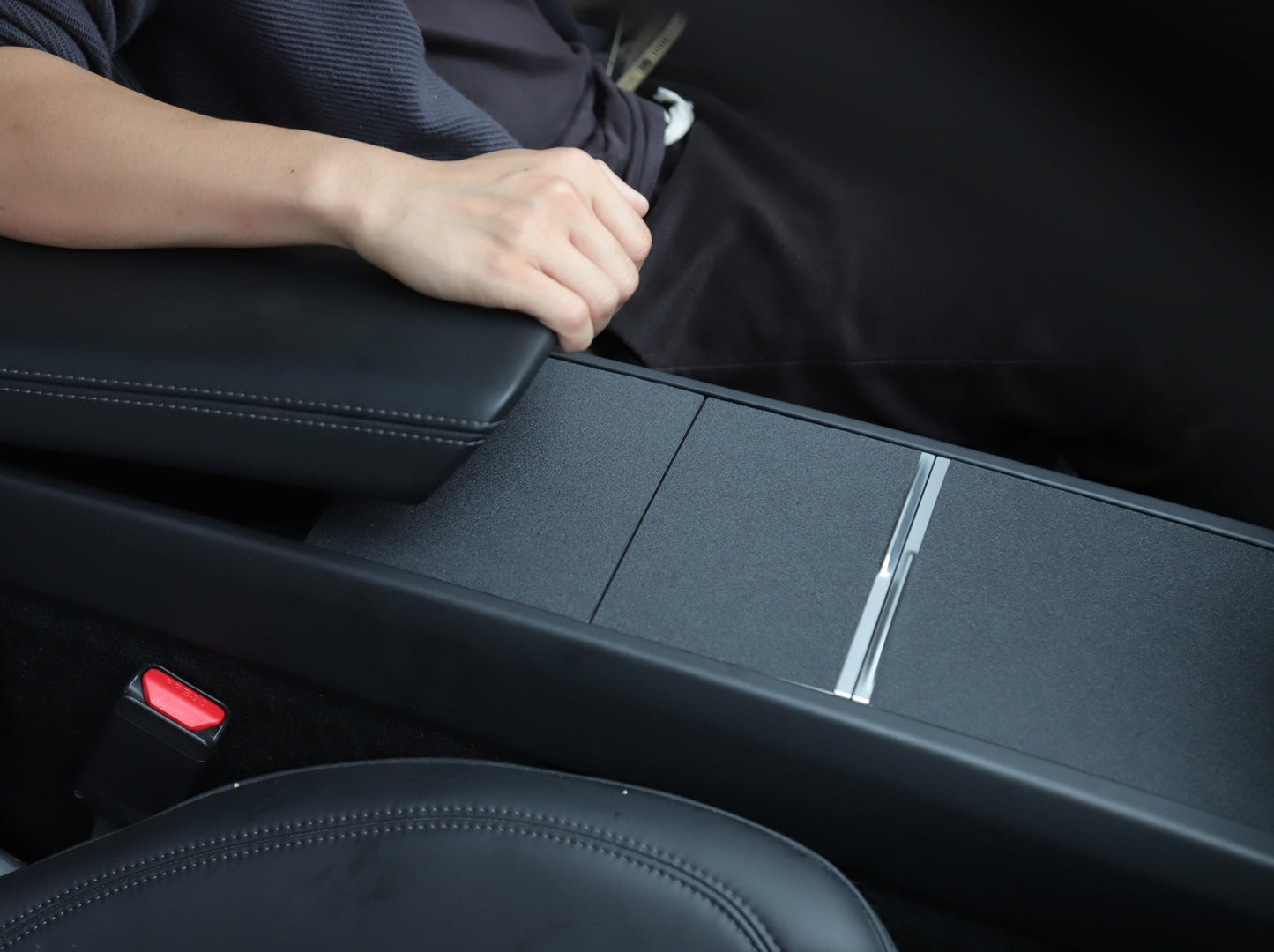 Model 3 Highland 2024-2025/ Y Juniper 2025: Centre Console Cover Wrap (3PCs)