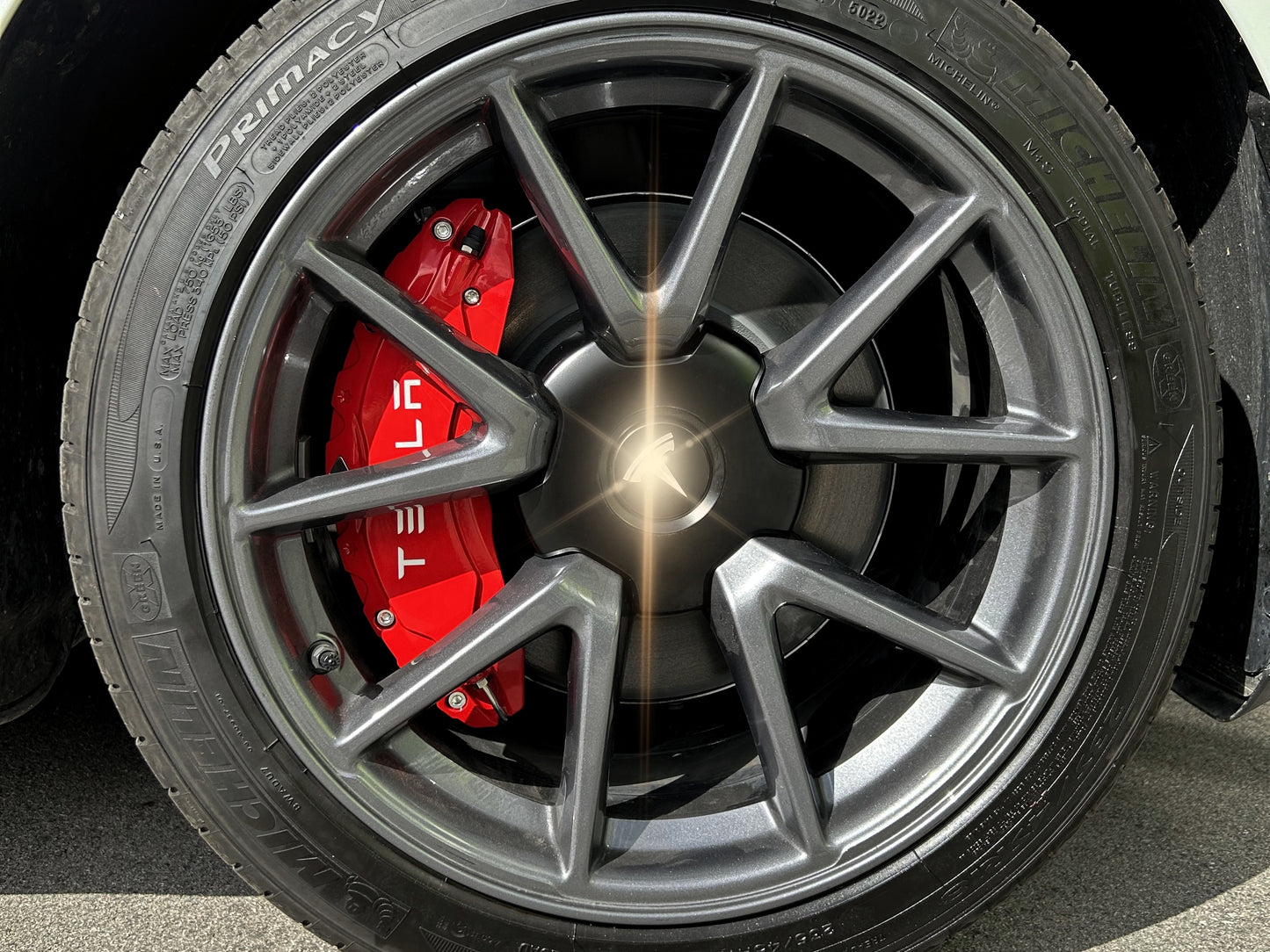 Model 3 Legacy/ Highland 2017-2025: Decorative Brake Caliper Cover Aluminum Alloy (18'' & 19'')