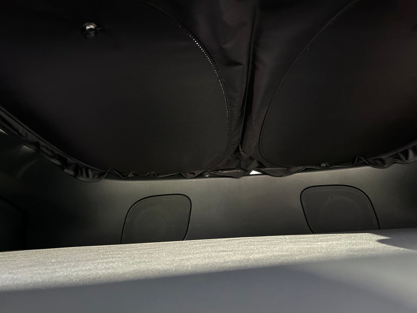 Model Y : Side Windows Complete Privacy Screen Sun Shade (7pcs)