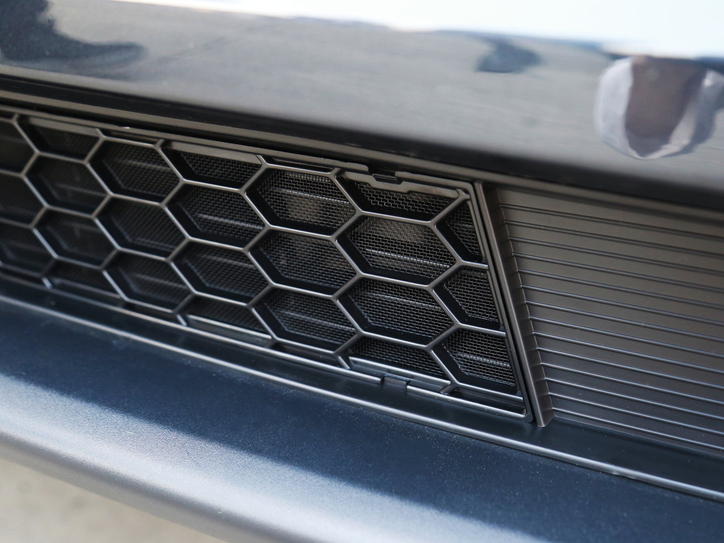 Model Y Juniper 2026+: Front Bumper Lower Grille Cover (4 PCs)