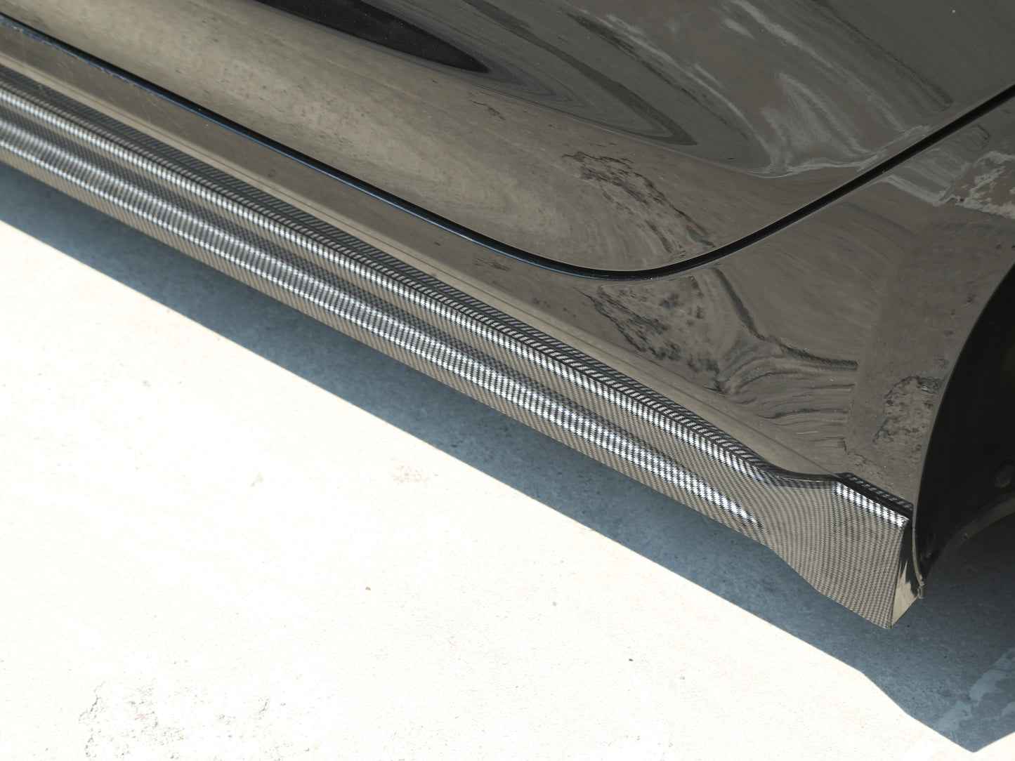 Model 3 Highland: Side Skirt Kit (2 PCs)
