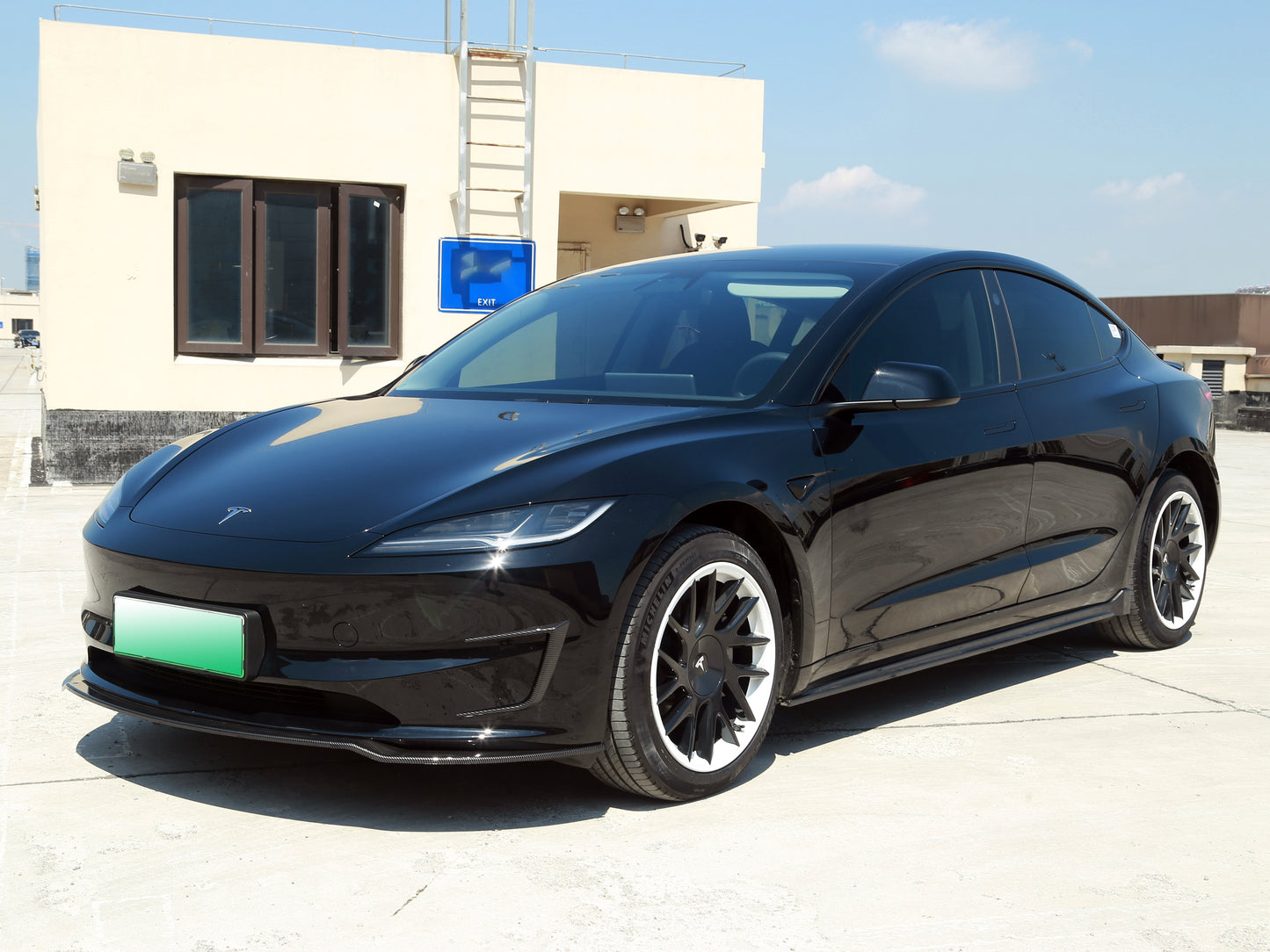 Model 3 Highland: Front Air Deflector Lip (3 PCs)