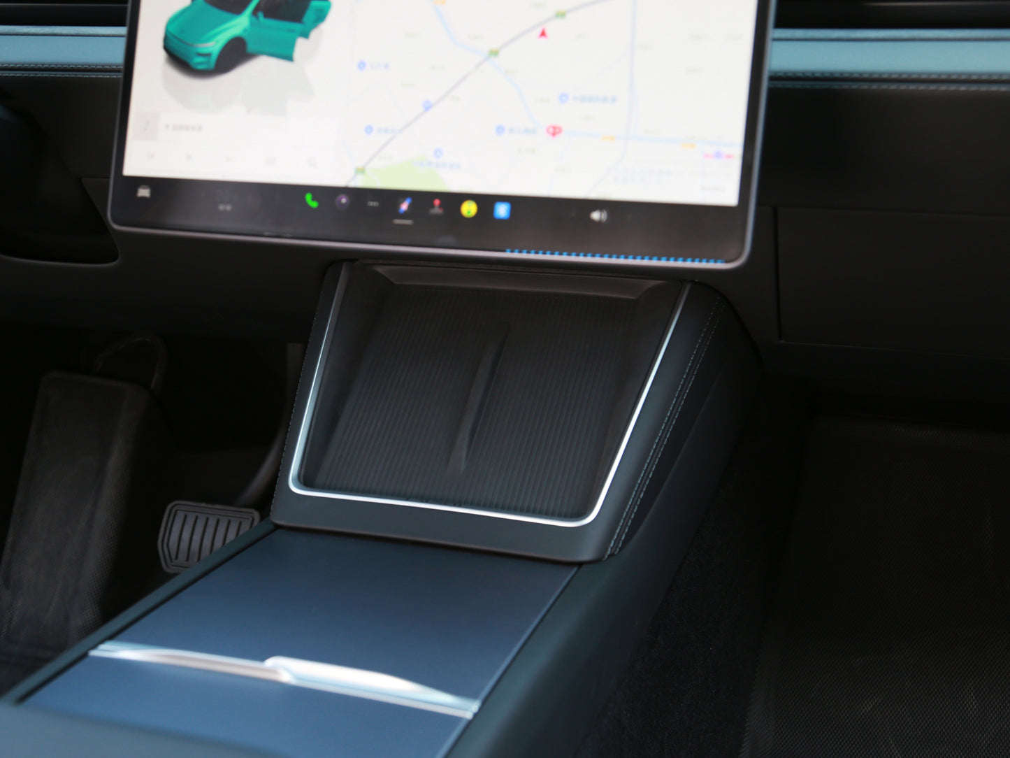 Model 3 Highland 2024+/ Y Juniper 2026+: Wireless Charging Silicon Cover Pad