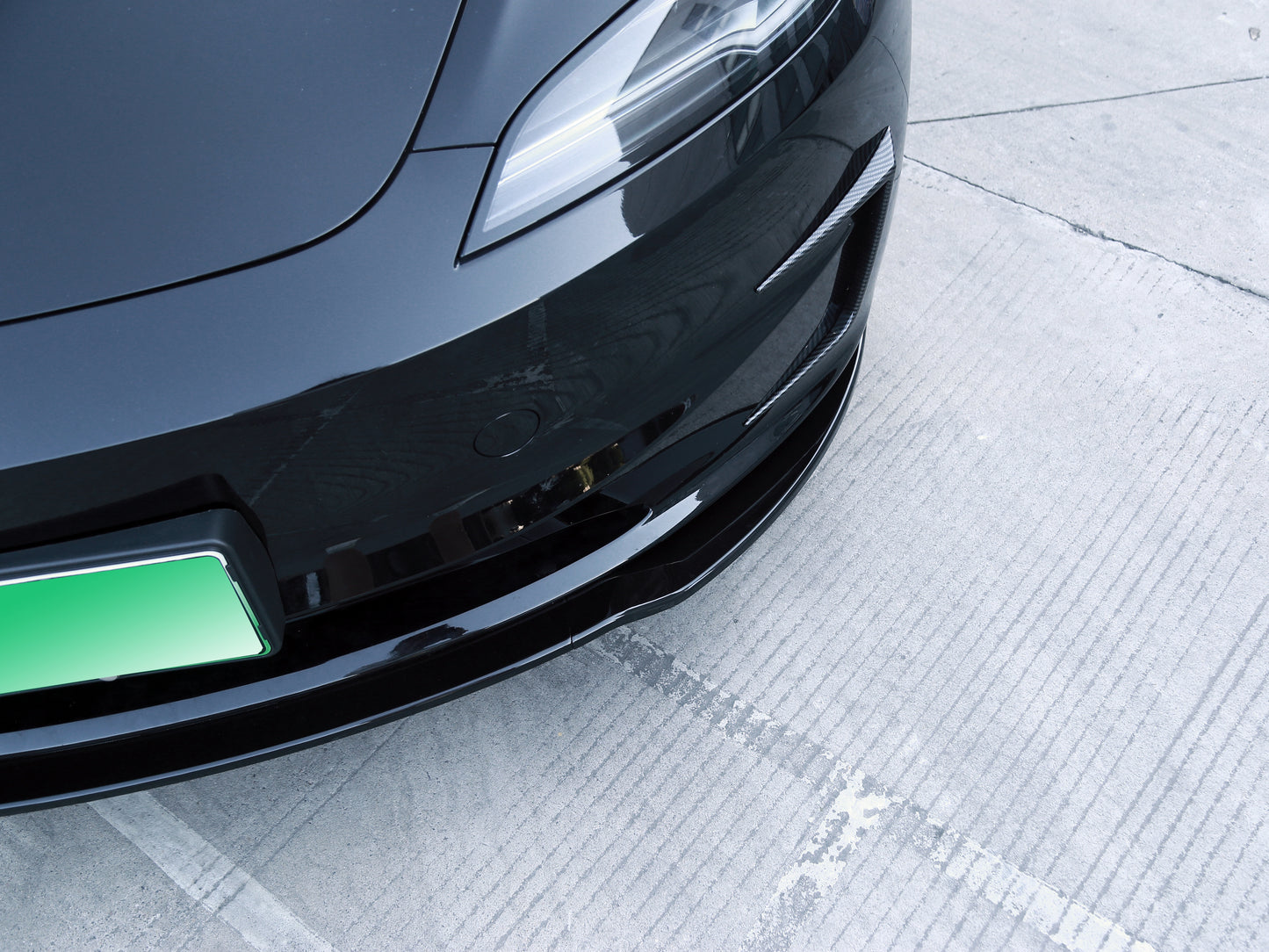 Model 3 Highland 2024+: Front Air Deflector Lip (3 PCs)