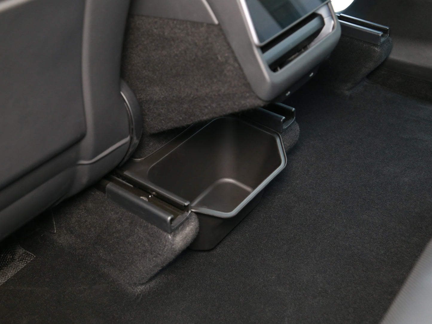Model Y Juniper 2026+: Rear Passenger Centre Console Storage Bin
