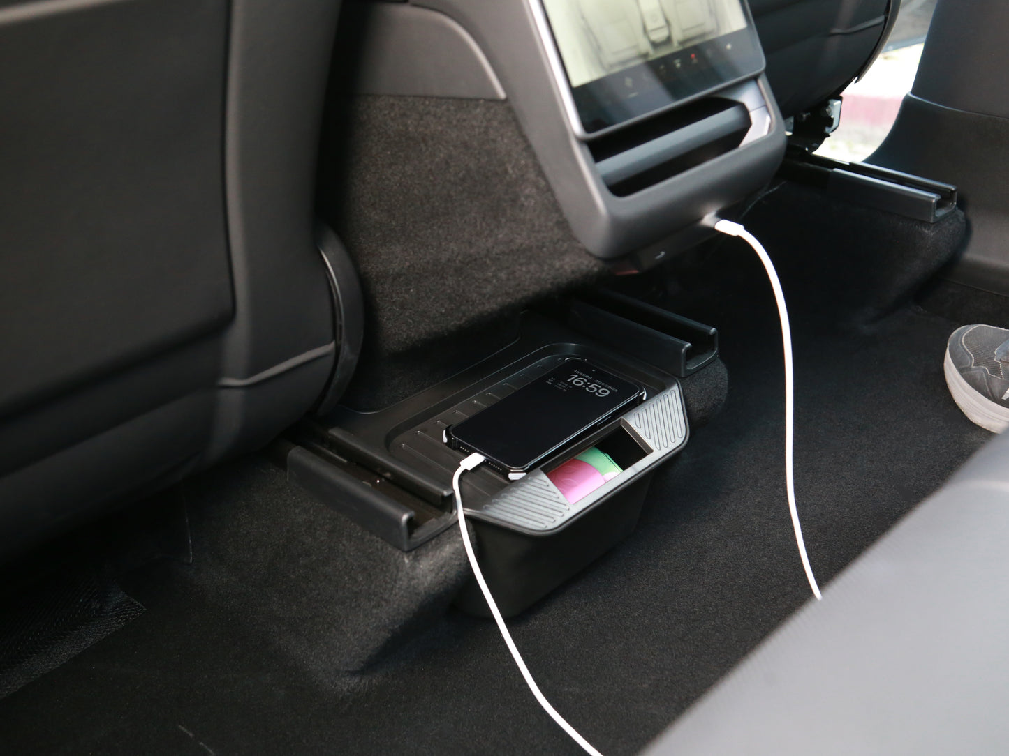 Model Y Juniper 2026+: Rear Passenger Centre Console Storage Bin