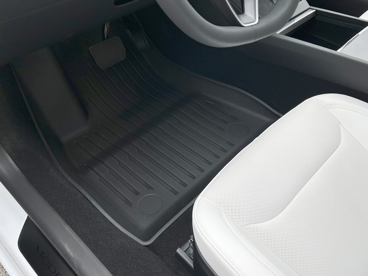 Model 3 Highland 2024-2025 : TPE All-weather Interior Floor Mats (3 PCs)
