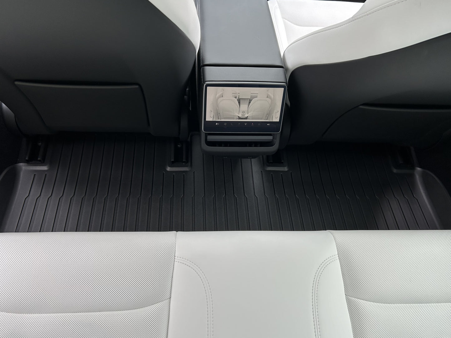 Model 3 Highland 2024-2025 : TPE All-weather Interior Floor Mats (3 PCs)