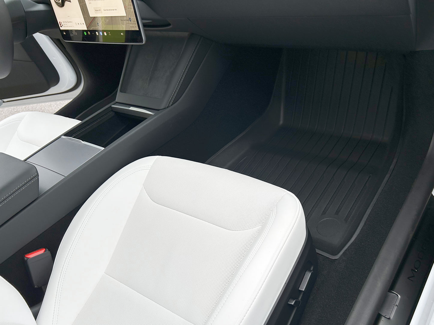 Model 3 Highland 2024-2025 : TPE All-weather Interior Floor Mats (3 PCs)