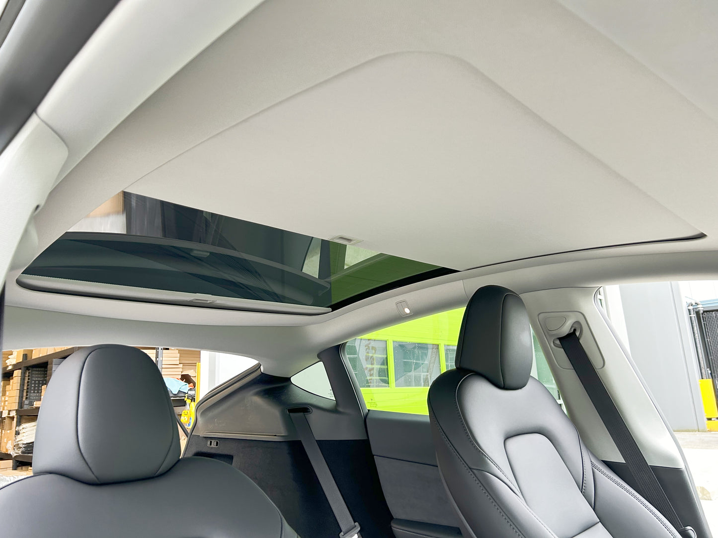 Model Y Legacy: Retractable Glass Roof Sunshade