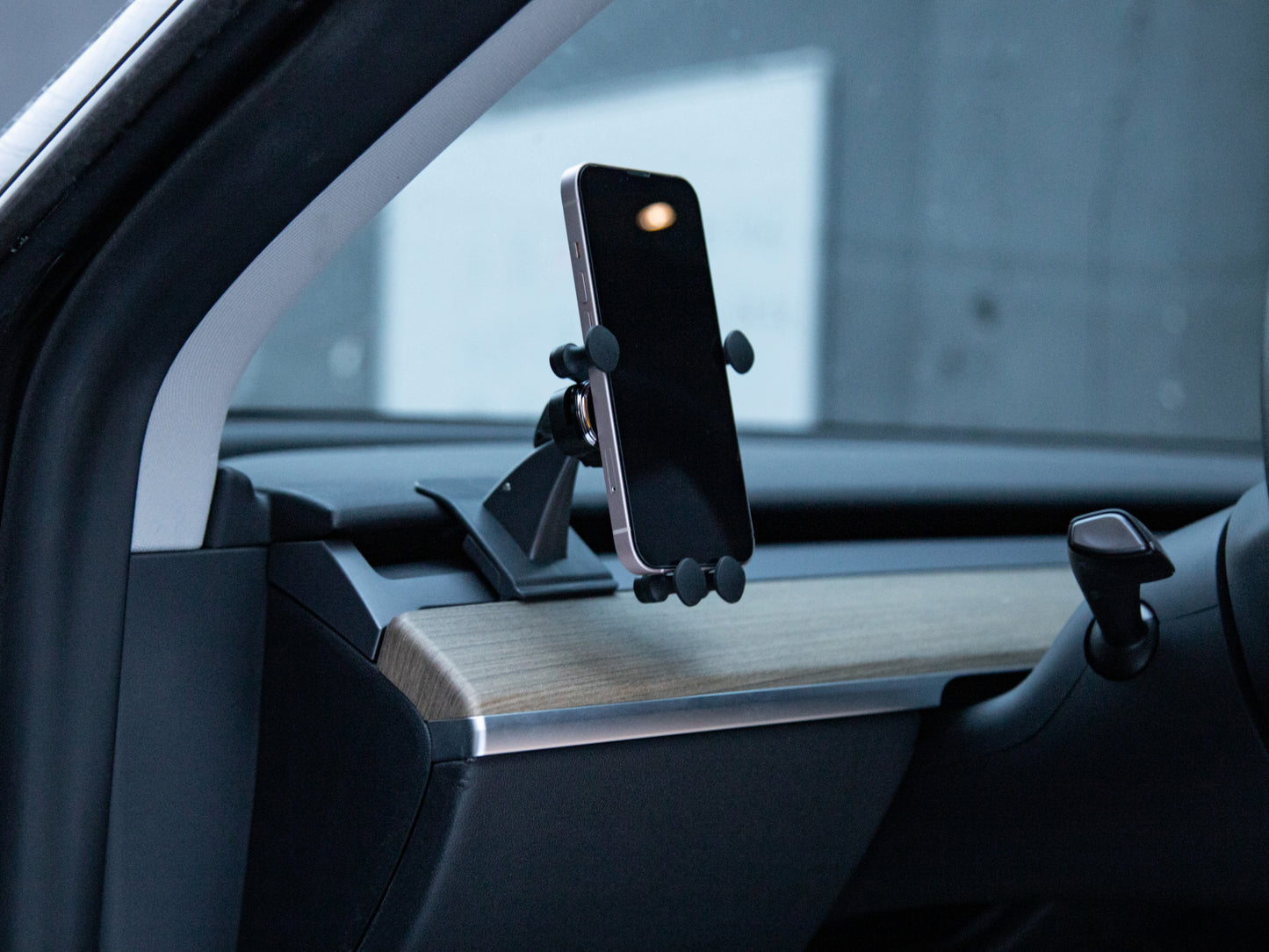 Model 3 Legacy/ Y Legacy: Dashboard Air Vent Phone Holder Mount (Magsafe & Drop-Down)