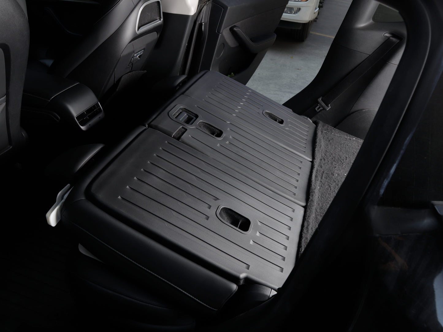 Model Y Legacy/ Juniper 2020-2025: TPE Rear Backseat Cover Mats (3 PCs)
