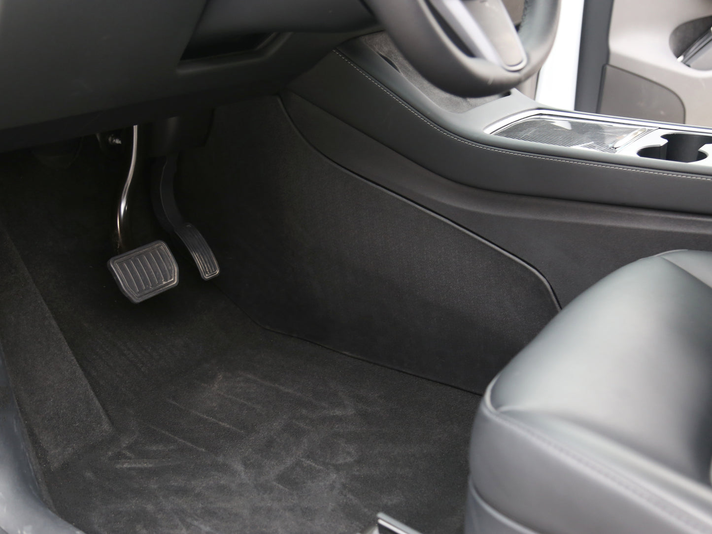 Model Y Legacy: TPE Centre Console Anti-Kick Cover Pads (2 PCs)