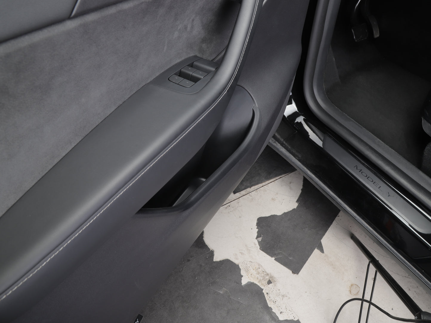 Model Y: Full Coverage Door Side Pocket Insert (4pcs)