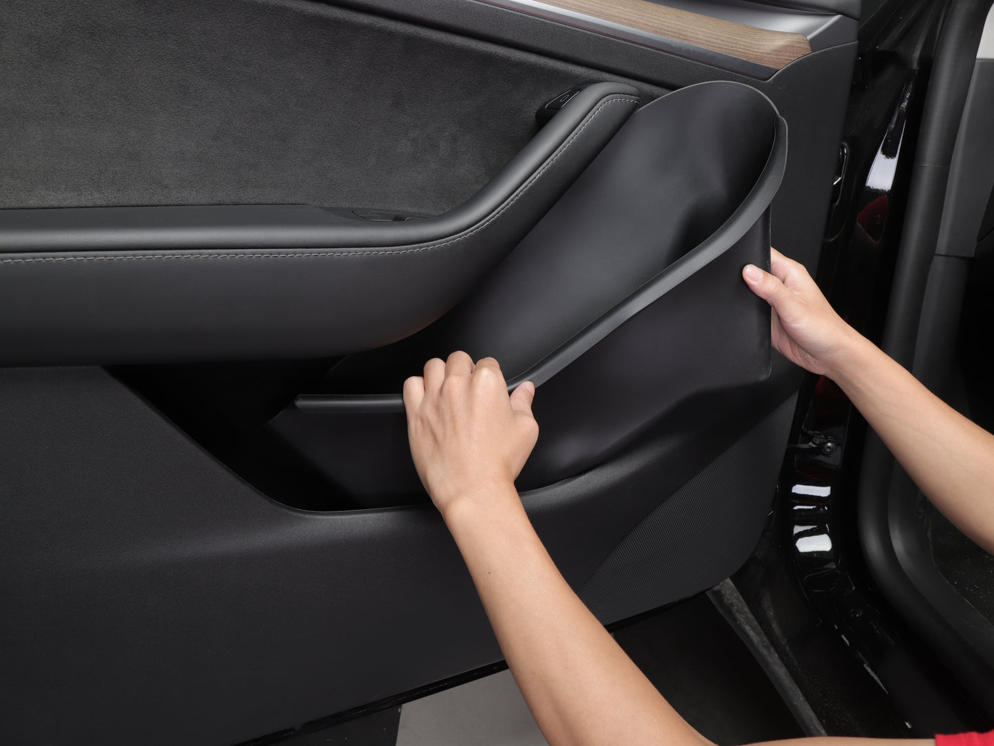 Model Y: Full Coverage Door Side Pocket Insert (4pcs)
