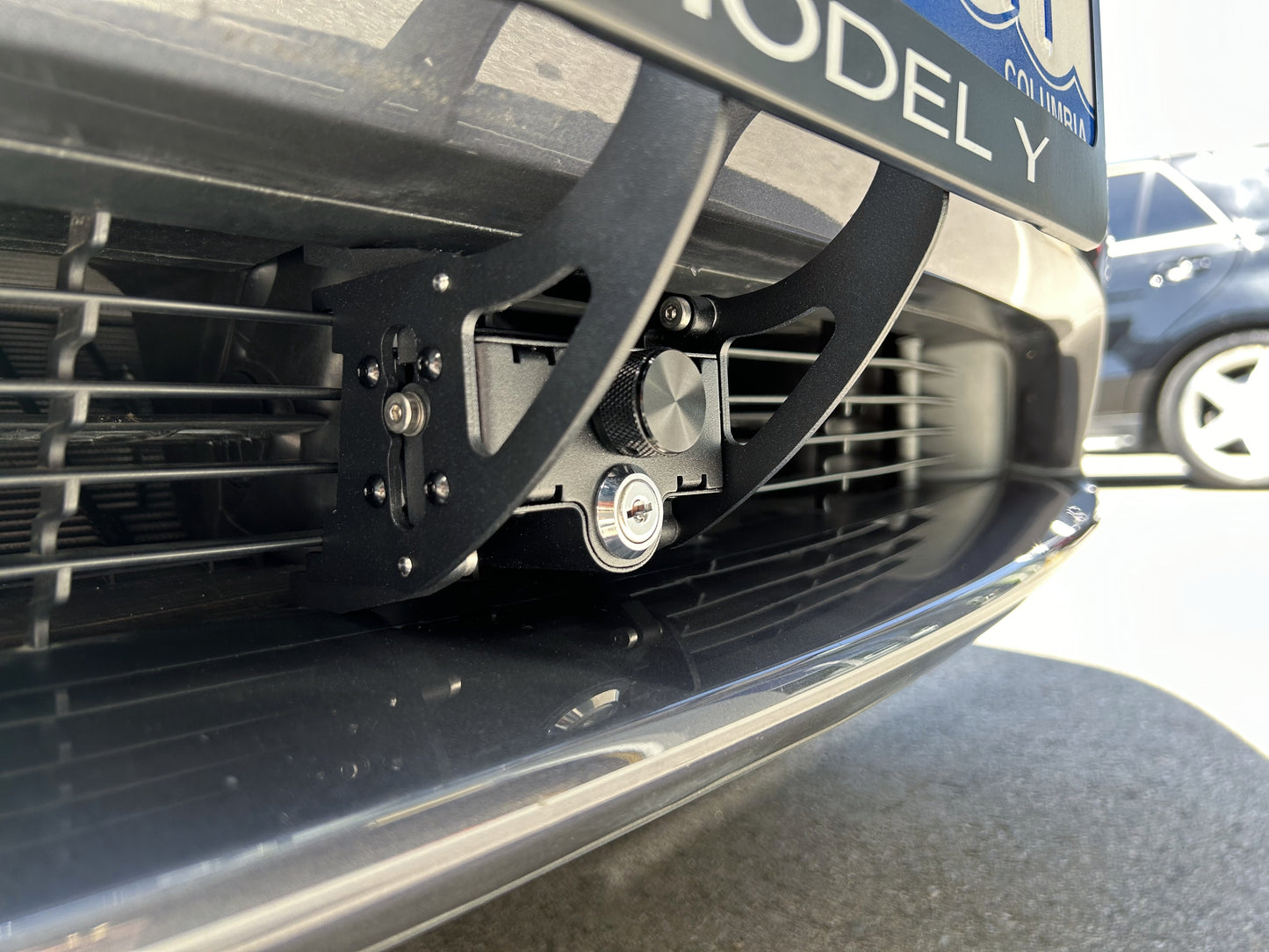 Model 3 Legacy /Y Legacy: Anti-Theft Metal Front License Plate Holder