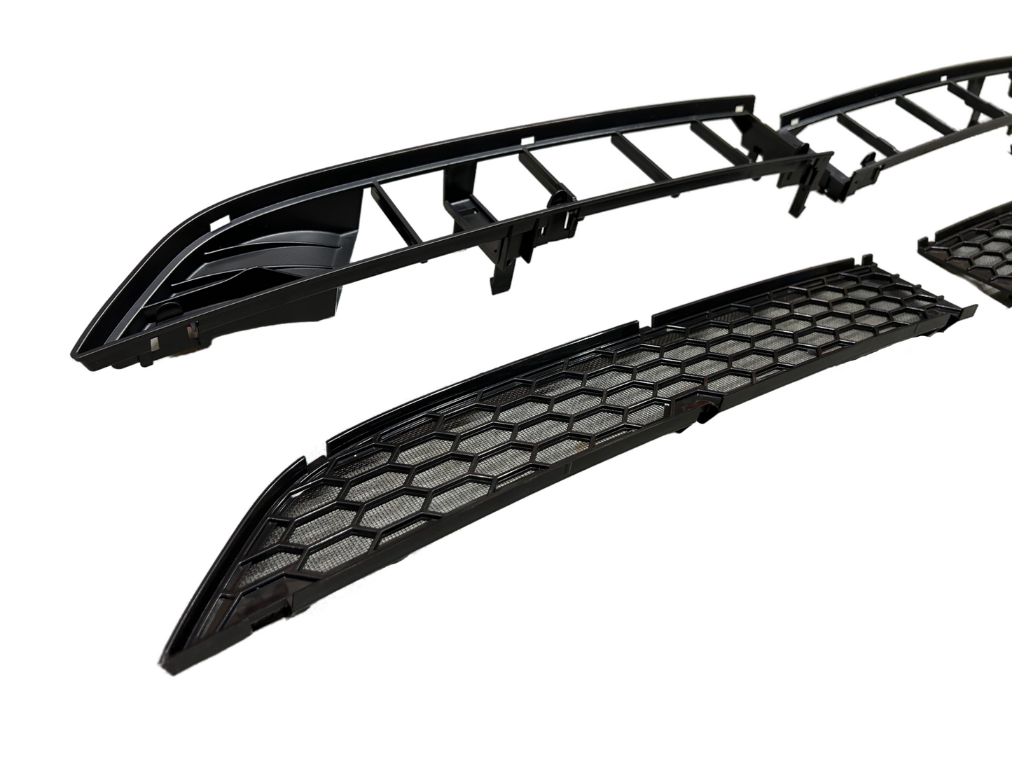 Model 3 Highland 2024-2025/ Y Legacy: Front Bumper Lower Grille Cover V2 (4pcs)