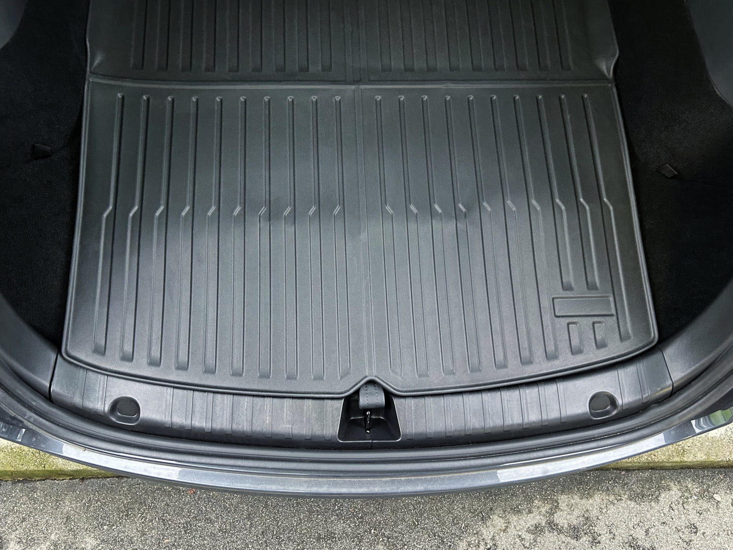 Model Y Legacy: Trunk Sill Protection Cover (4 PCs)