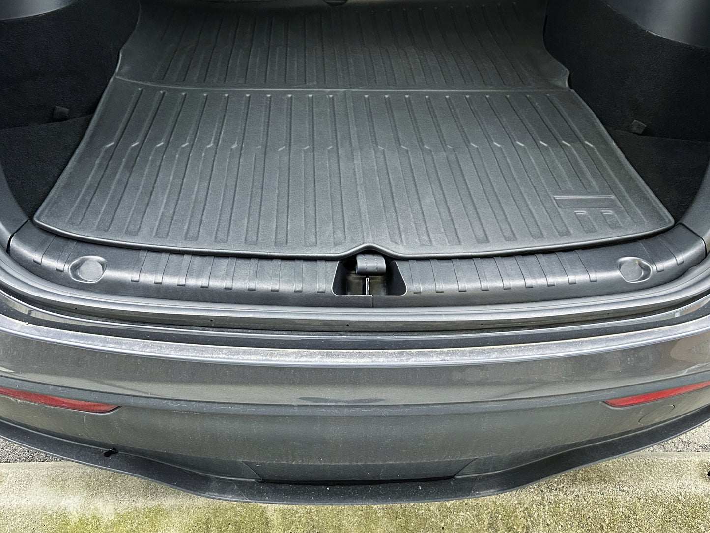 Model Y Legacy: Trunk Sill Protection Cover (4 PCs)
