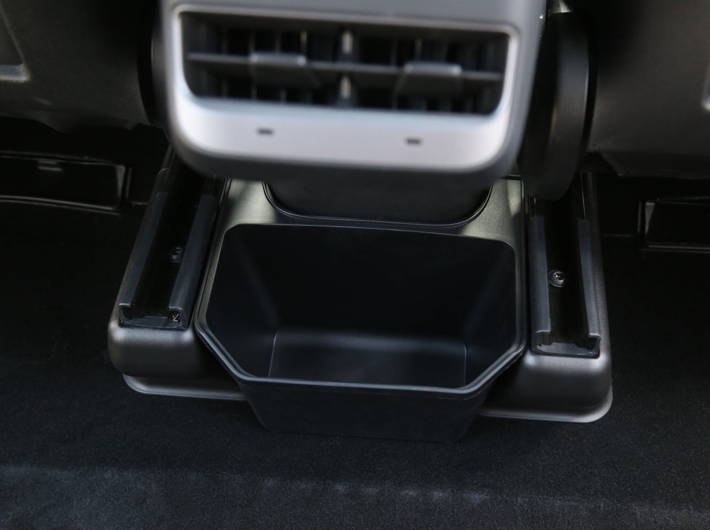 Model Y Legacy: Rear Passenger Centre Console Storage Bin