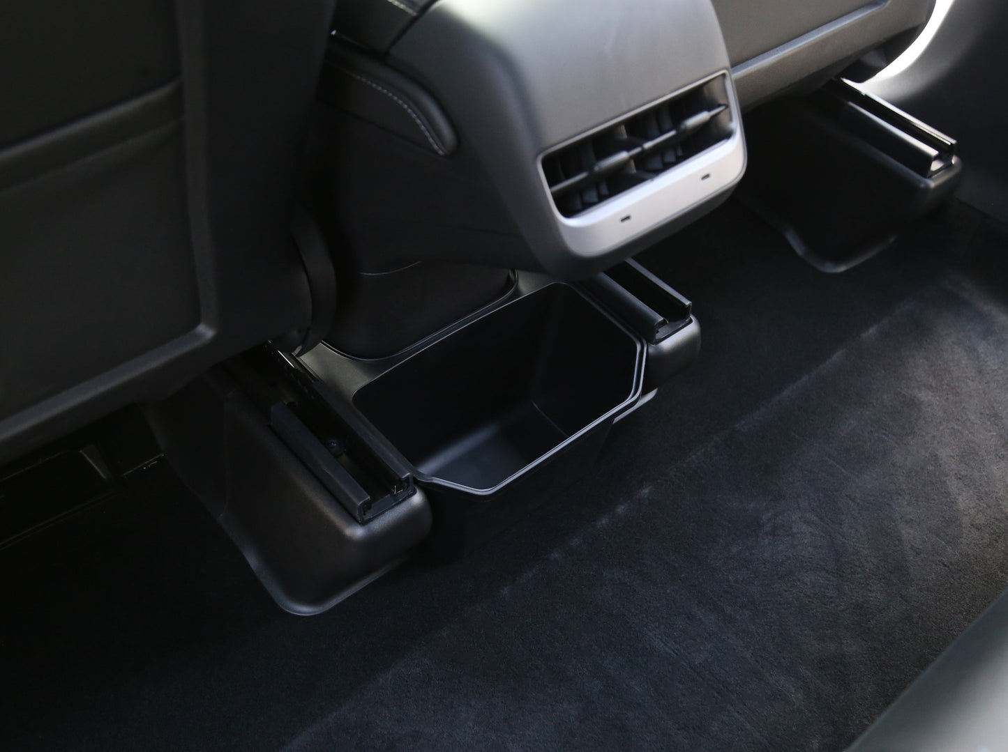 Model Y Legacy: Rear Passenger Centre Console Storage Bin