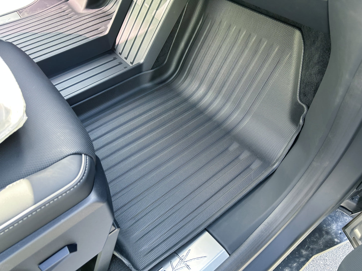 Cybertruck: Full All-weather Floor/Frunk/Trunk Mats Bundle Set (6 PCs)