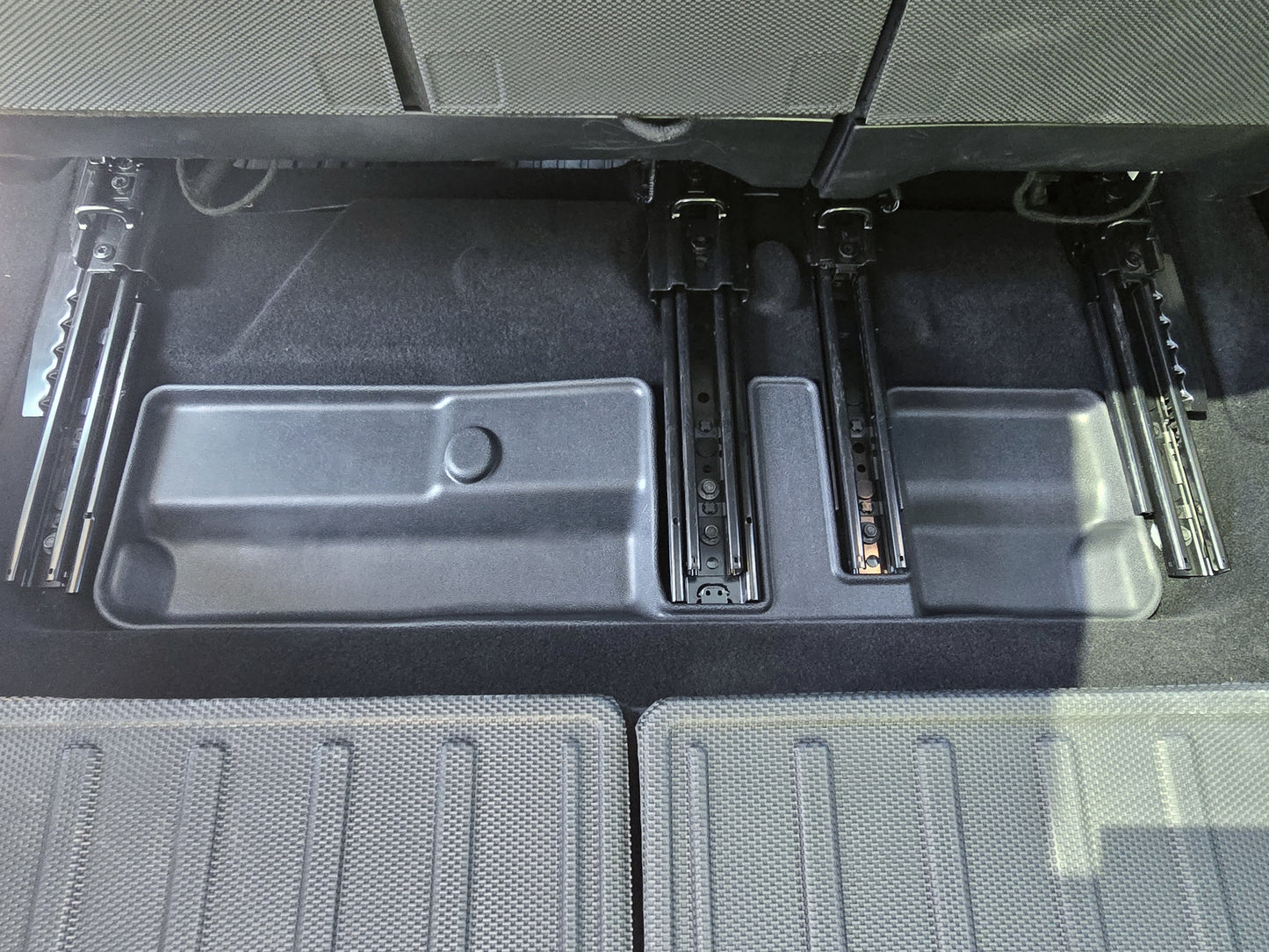 Model Y Legacy 7 Seaters: TPE 3-Rows All-weather Floor Mats (4 PCs)
