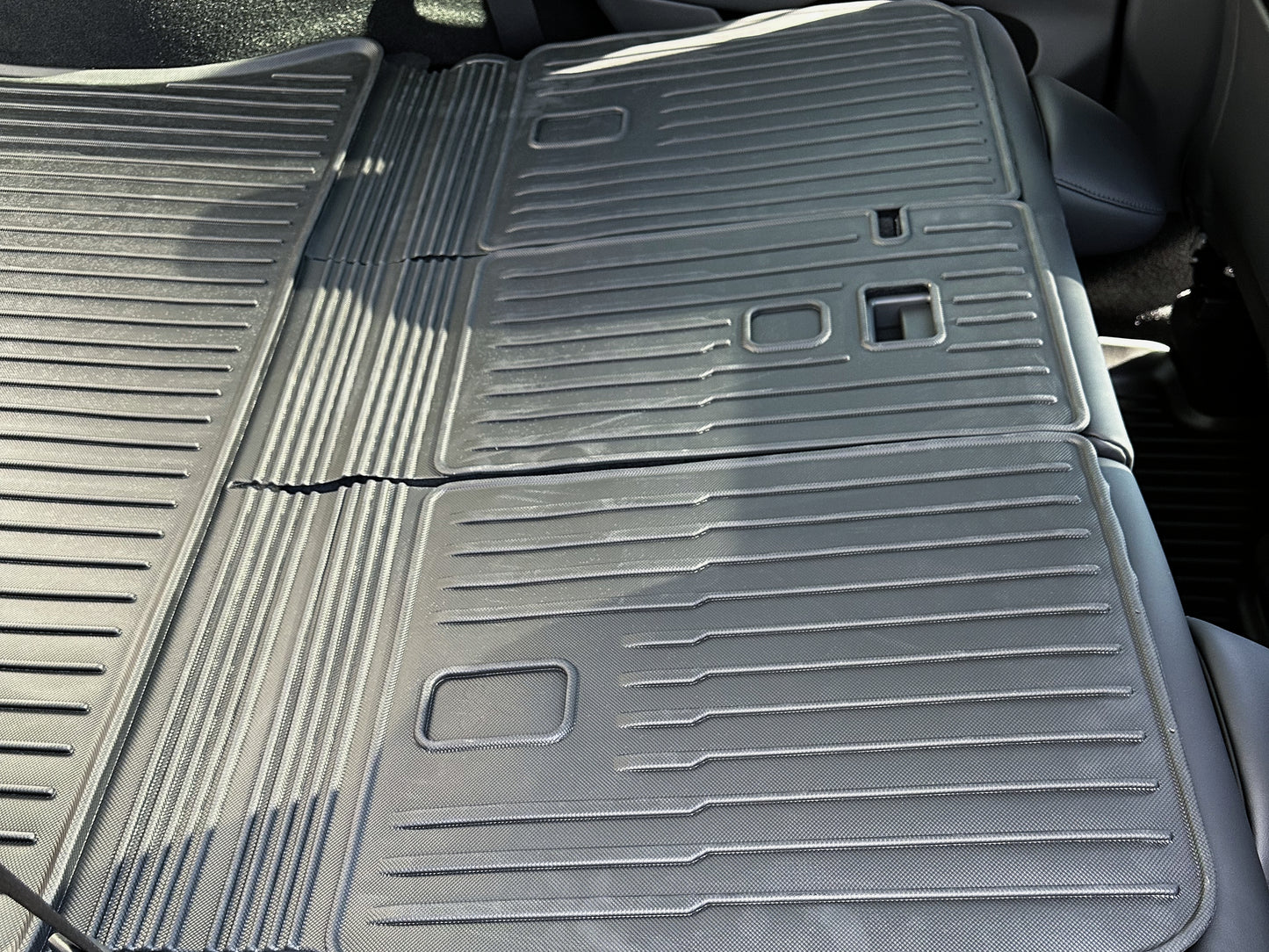 Model Y Juniper: All-In-One TPE Trunk Storage Cargo Mat