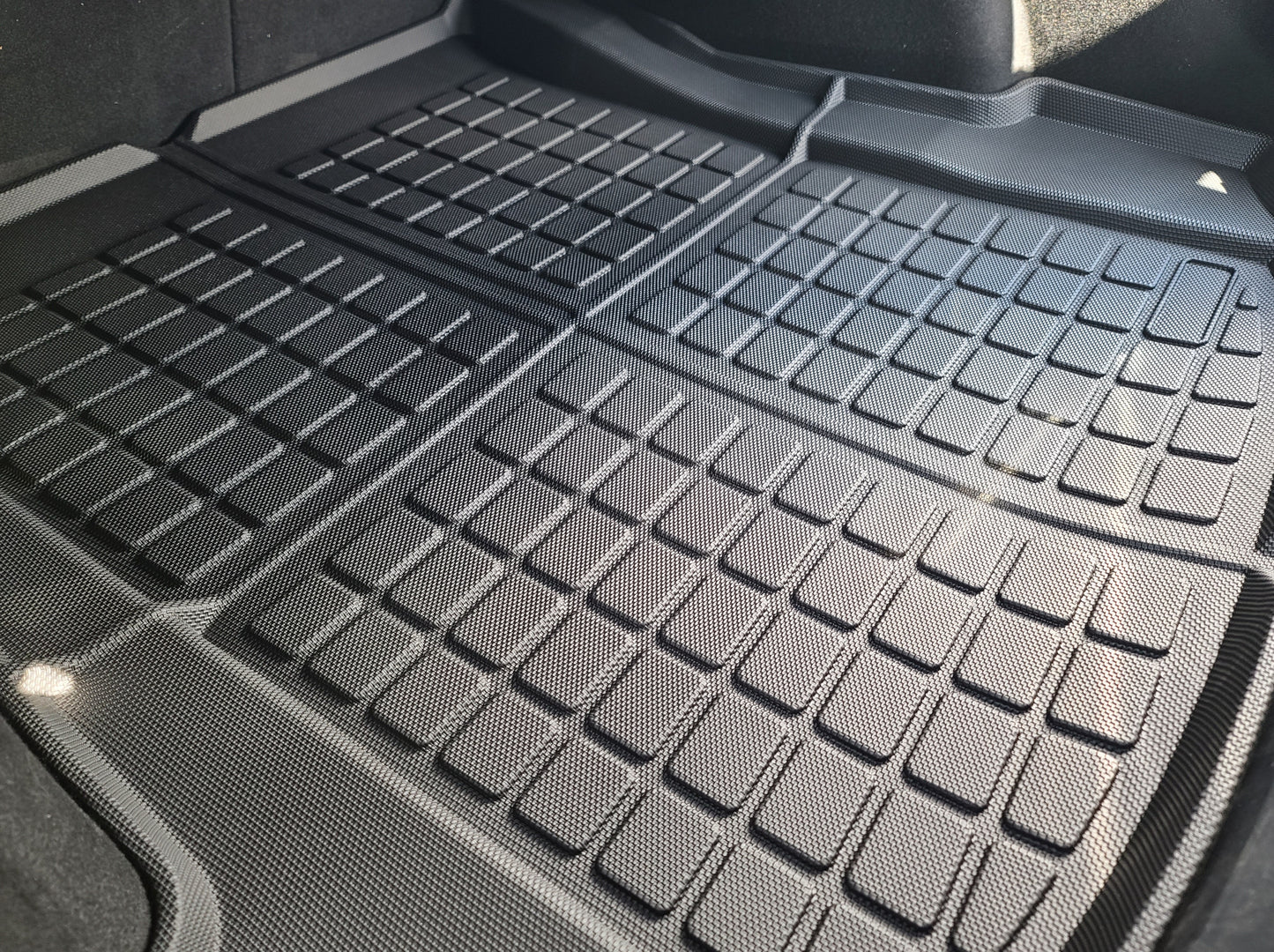 Model 3: Trunk Storage Cargo Mat (TPE-O Rubber)