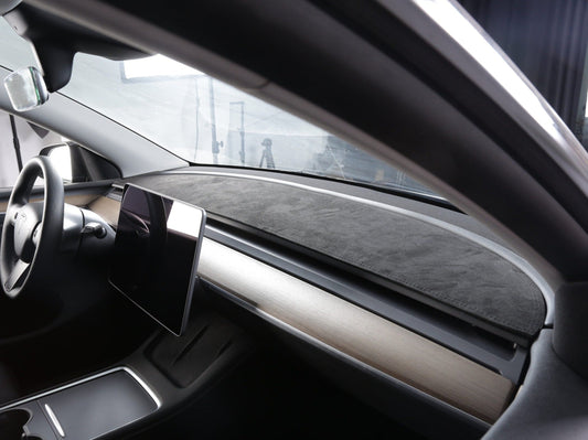 Model 3/Y: Dashboard Anti-glare Suede Cover