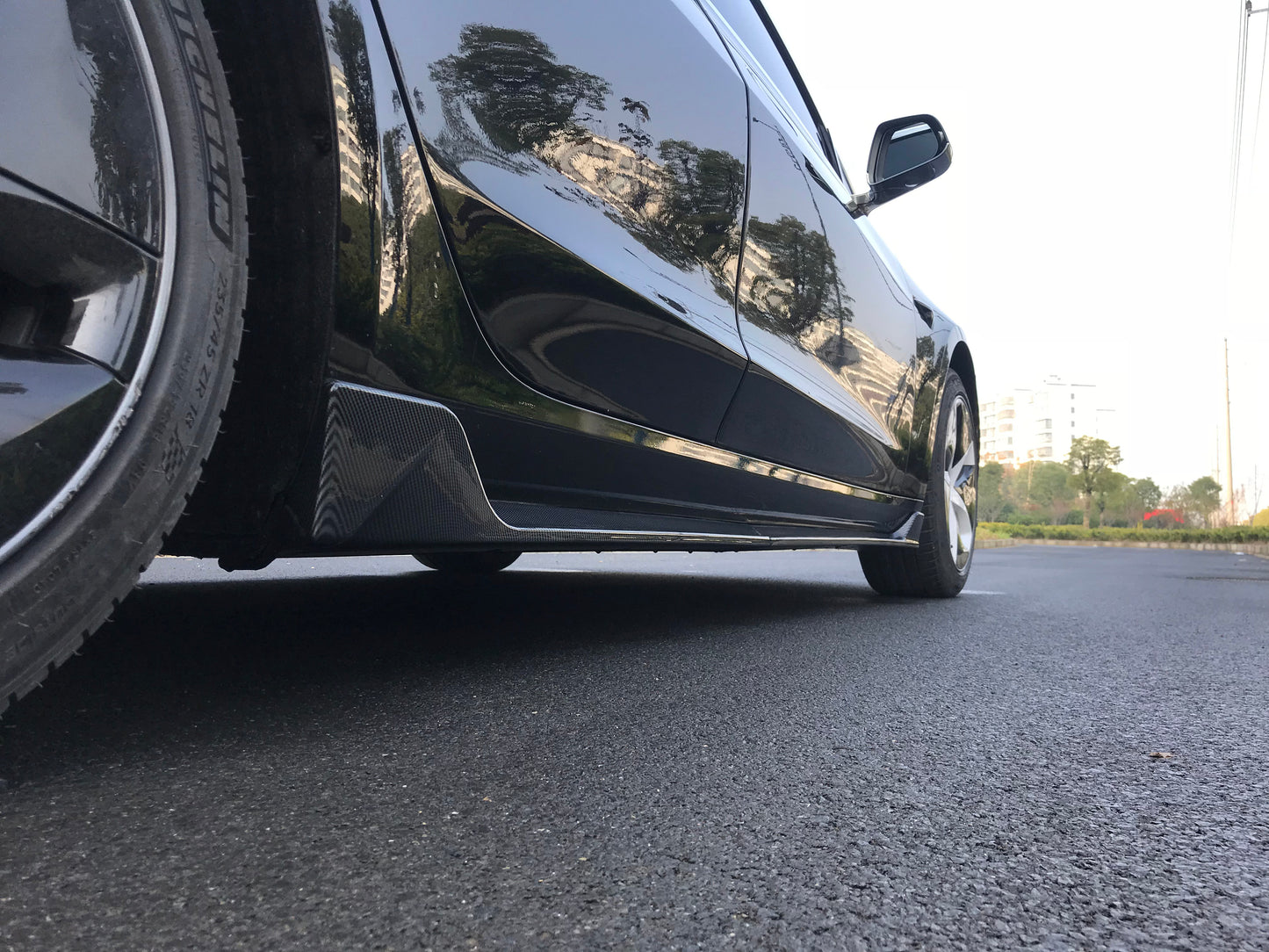 Model 3: Carbon Fiber Side Skirt Kit