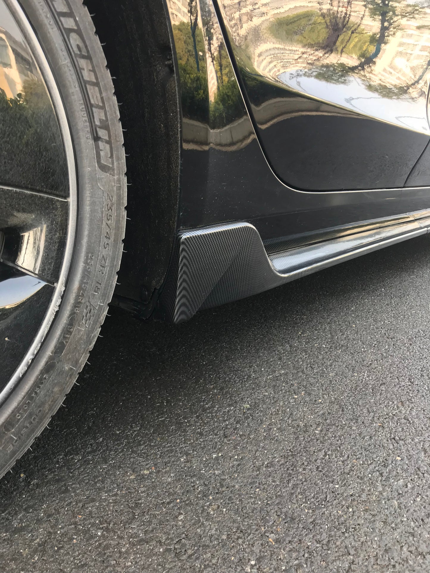 Model 3: Carbon Fiber Side Skirt Kit