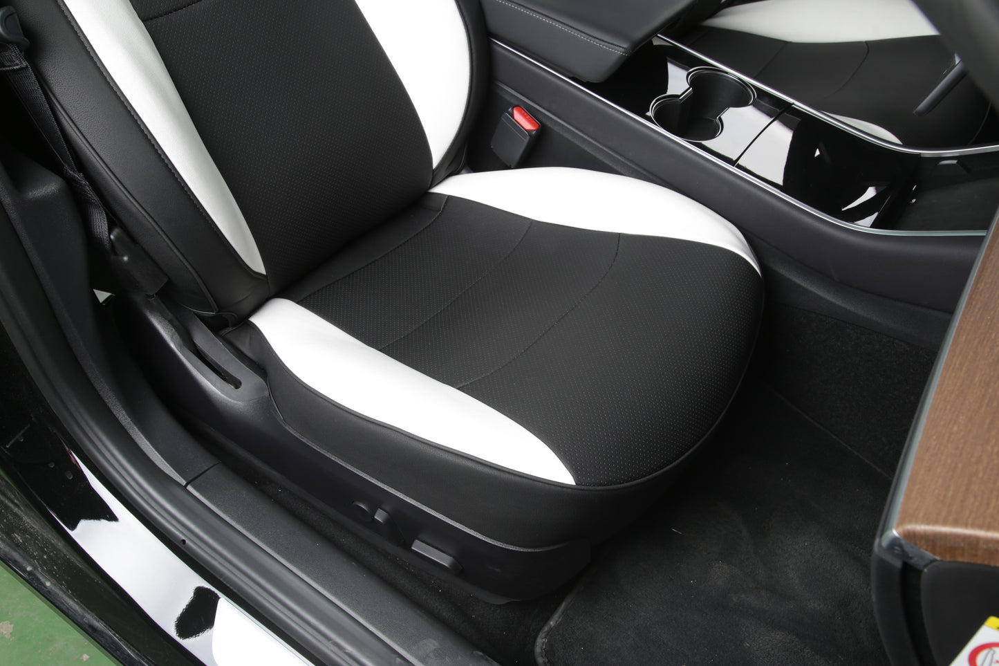 Model Y: PU Leather Full Seat Cover (12 PCs)